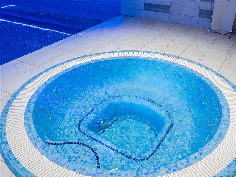 Atrium Heathrow Hotel 4*
