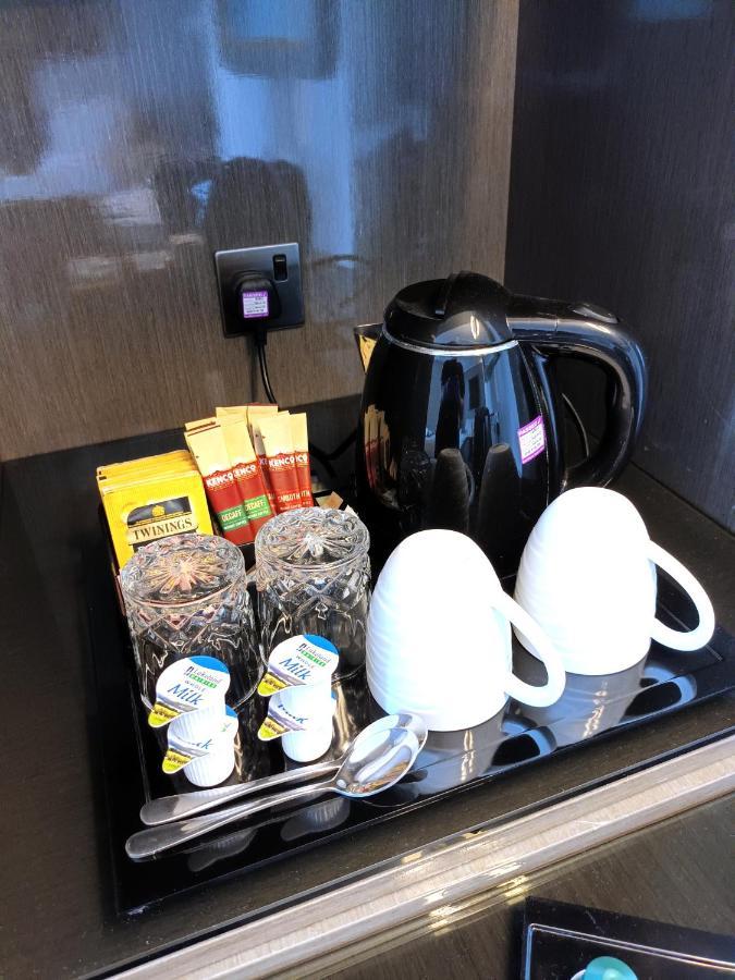 Atrium Heathrow 4*