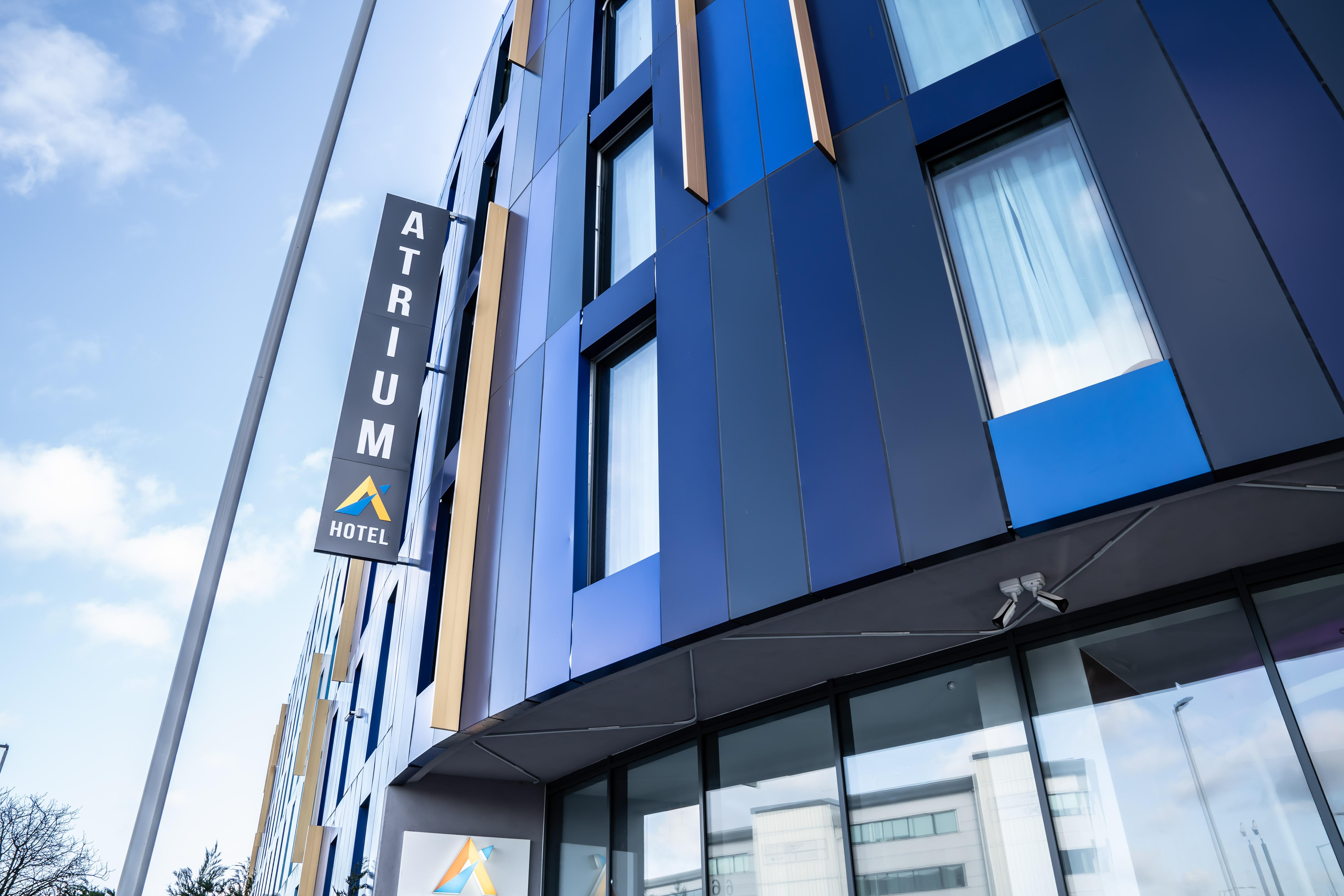 Atrium Heathrow 4*